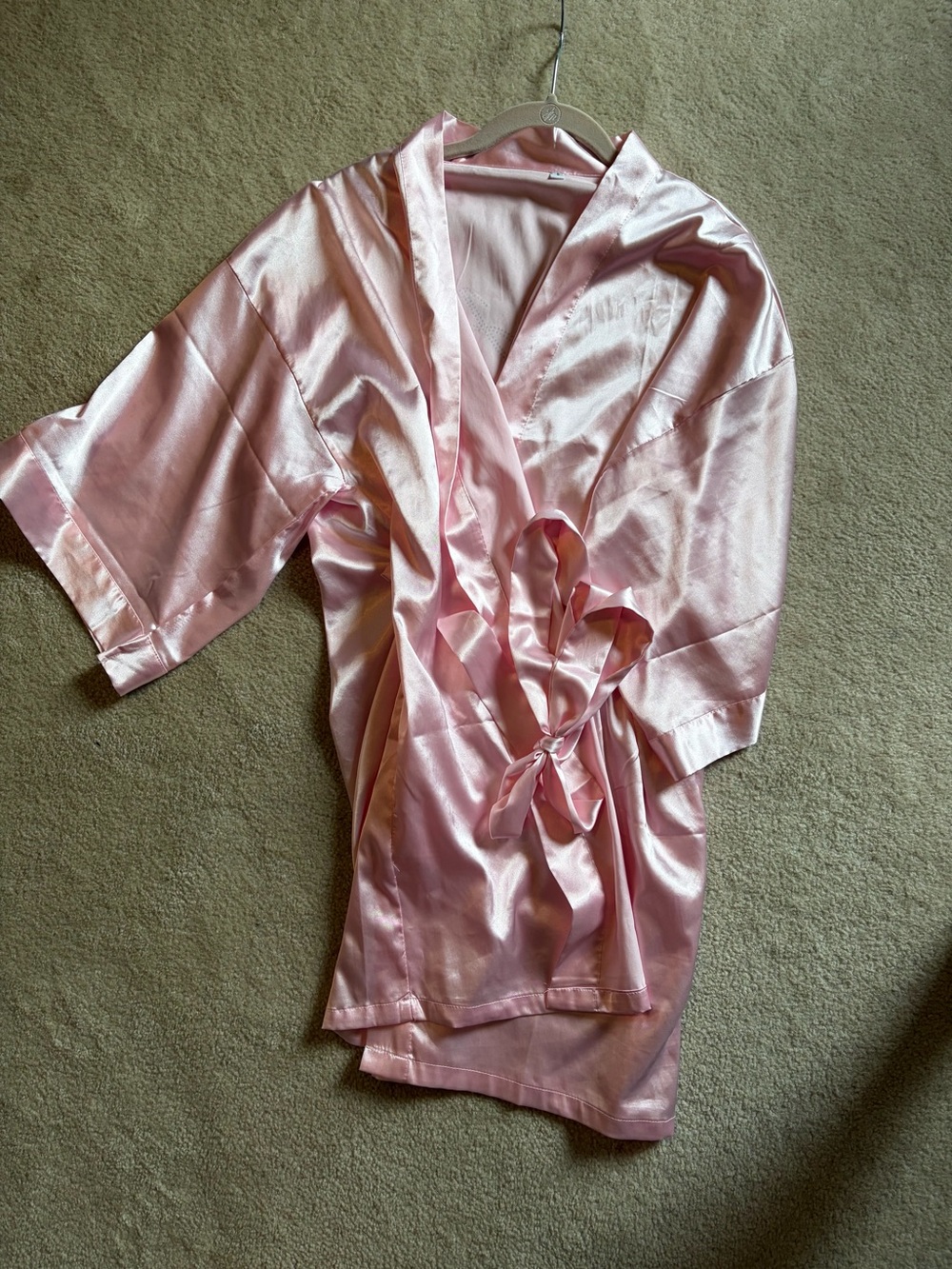 🔥 SALE! 5 for $20 🛍️ MAID OF HONOR Satin Wrap Robe - Pink